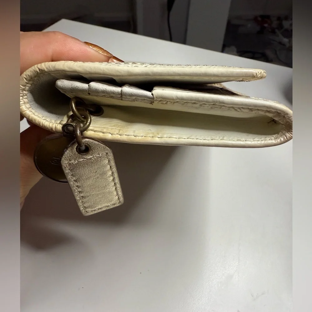 Coach Signature Patchwork Jacquard 65th Anniversary Trifold Wallet White Leather - Picture 12 of 15